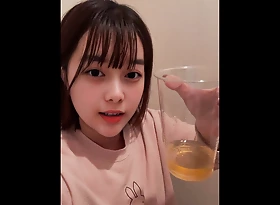 I want you to see a wonted female college student jizz-swapping ...