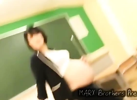 Teacher Standing Belly Bote